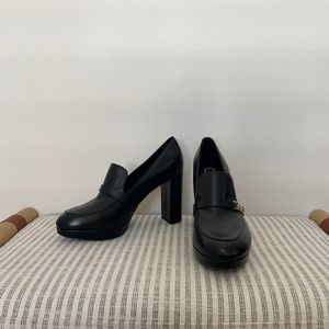 NEW Calvin Klein Black Pumps